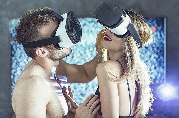 Sex i porno w wirtualnej rzeczywistości